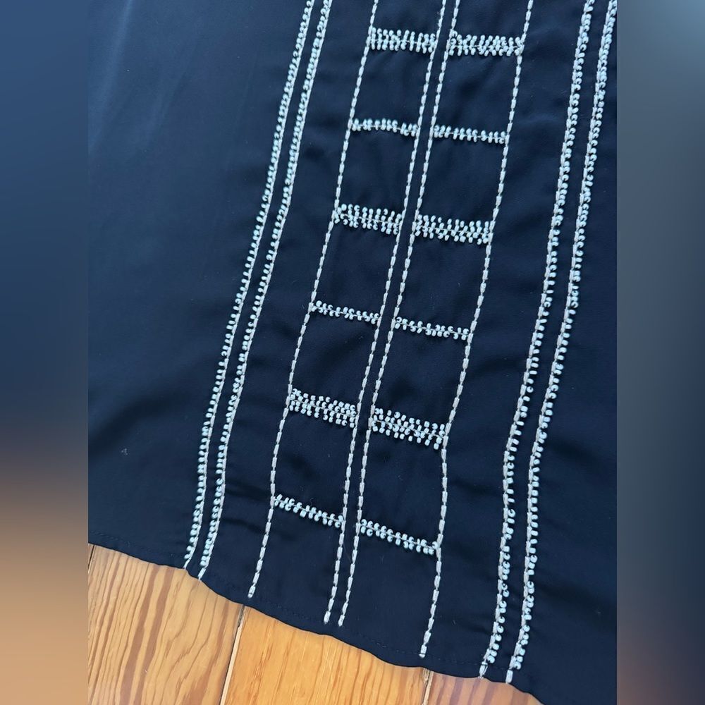 THML Beaded Top - Picture 3 of 7